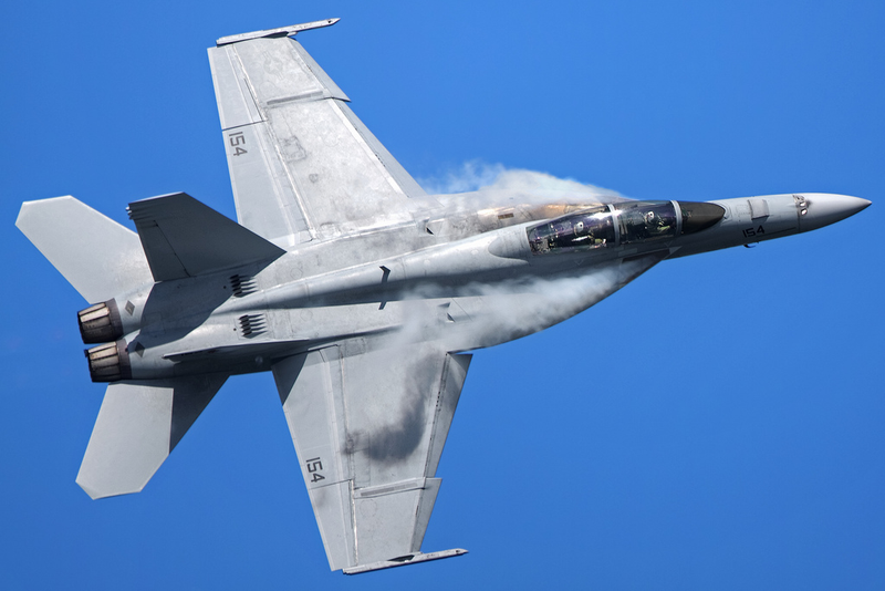 Illustration for article titled Navy Eyes Transitioning The Blue Angels To F/A-18E/F Super Hornets